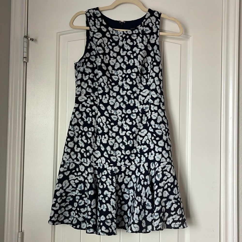 Banana Republic size 4